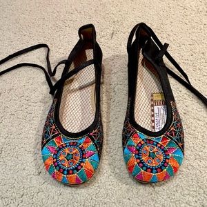 Embroidered Flat with ankle tie up